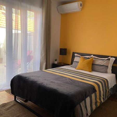 100 Contos Bed & Breakfast Porto Exterior photo
